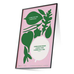 Poster ispirato al pensiero di Maria Montessori “La terra è dove sono le nostre radici. I bambini devono imparare a sentire e vivere in armonia con la terra” con le sagome delle foglie del cofanetto della botanica utilizzato nel metodo Montessori